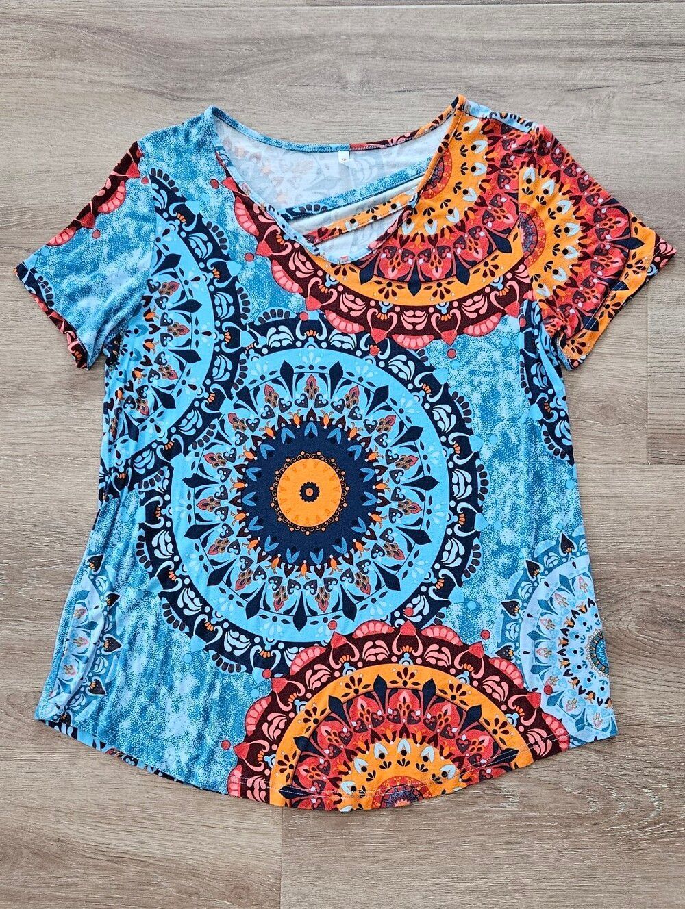 Syoss Blue and Orange Mandala-Print Short Sleeve Top Size L
